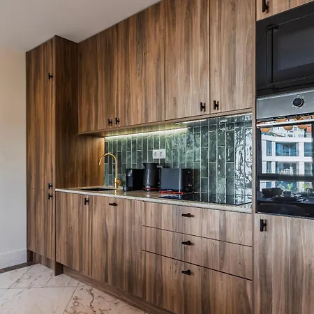 Upscale With Pool By Lovelystay Lejlighed