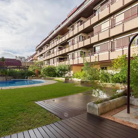 Upscale With Pool By Lovelystay * 埃斯托利尔