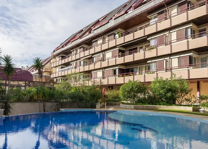 Upscale With Pool By Lovelystay * Estoril